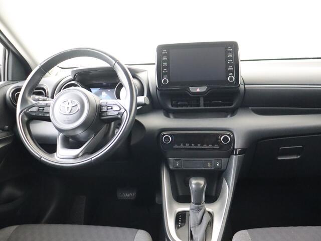 Toyota YARIS 1.5 Hybrid Dynamic | Dealer Onderhouden | Stoelverwarming |