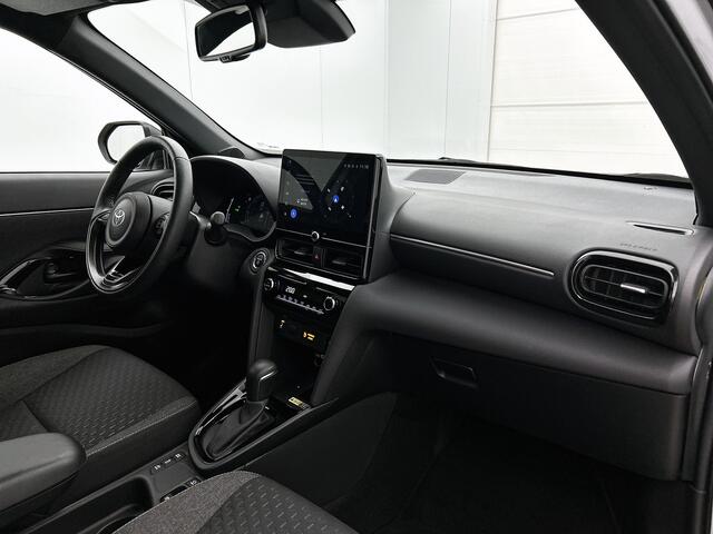 Toyota YARIS Cross 1.5 Hybrid 115 First Edition + | BTW voertuig | Stoel+stuurverwarming | Draadloze telefoonlader | Navigatie | Apple CarPlay/Android Auto | Climate Control | Cruise Control Adaptive | Achteruitrijcamera |