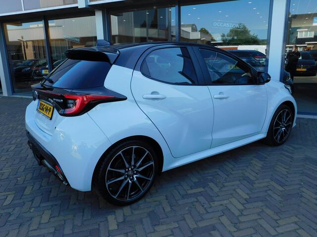 Toyota YARIS 1.5 Hybrid GR Sport | JBL | Trekhaak
