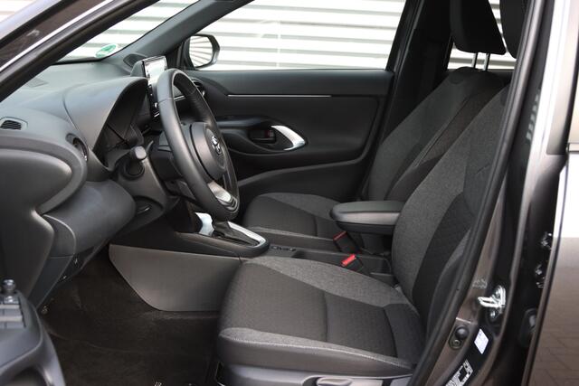 Toyota YARIS Cross 1.5 Hybrid Dynamic Safety + Winter-Pakket