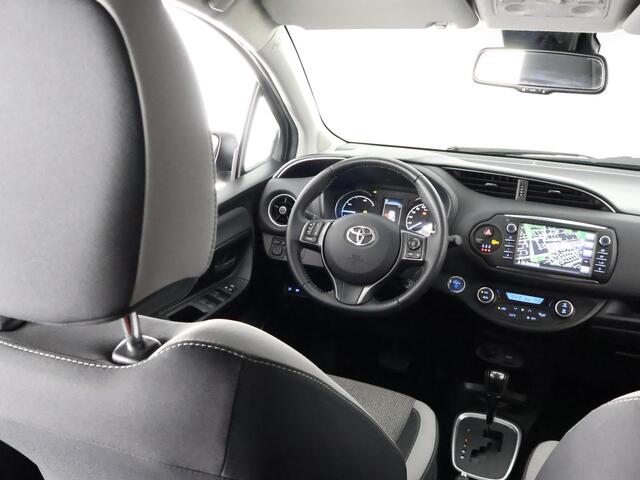 Toyota YARIS 1.5 Hybrid Y20 EXCLUSIVE EDITION GARANTIE TOT 2030 NAVI.CAMERA.KEYLESS.CRUISE.PDC