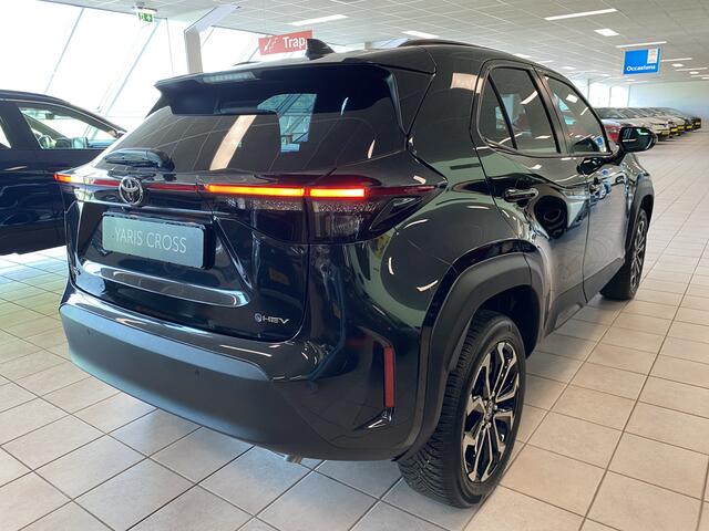 Toyota YARIS Cross 1.5 Hybrid Dynamic Edition | Stuurwiel verwarming | PDC