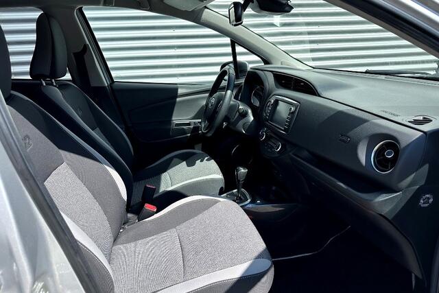 Toyota YARIS 1.5 Hybrid Y20 Navi / Camera