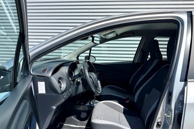 Toyota YARIS 1.5 Hybrid Y20 Navi / Camera