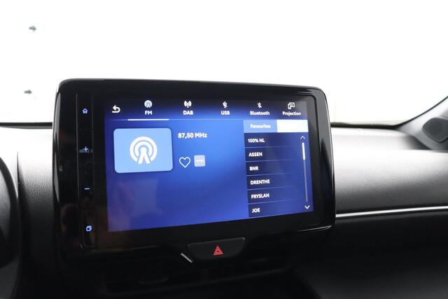Toyota YARIS Cross 1.5 Hybrid First Edition | Apple Carplay/Android Auto | Parkeercamera | Adaptieve Cruise-Control |