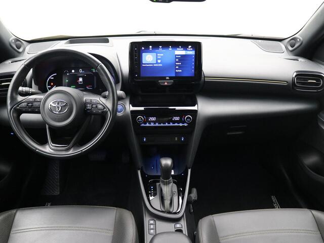 Toyota YARIS Cross 1.5 Hybrid Launch Edition / Adaptieve CC / Achteruit Rij Camera / Stoel Stuur en Vooruitverwarming / Apple Carplay / JBL Sound / Dealeronderhouden /