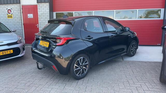 Toyota YARIS 1.5 Hybrid Business Plus TREKHAAK / FULL LED / KEYLESS / CAMERA / CARPLAY / NAVI / CLIMA / PDC / BLUETOOTH / ACC / NL-AUTO