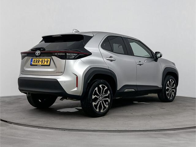 Toyota YARIS Cross 1.5 Hybrid Dynamic | Parkeersensoren V+A | Stoelverwarming | Achteruitrijcamera |