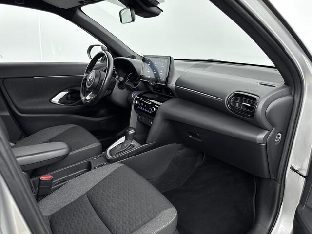 Toyota YARIS Cross 1.5 Hybrid Dynamic | Parkeersensoren V+A | Stoelverwarming | Achteruitrijcamera |