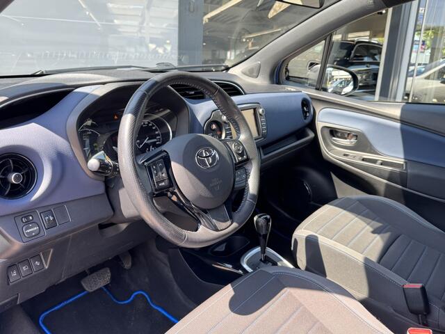 Toyota YARIS 1.5 Hybrid Bi-Tone | Camera | Climate