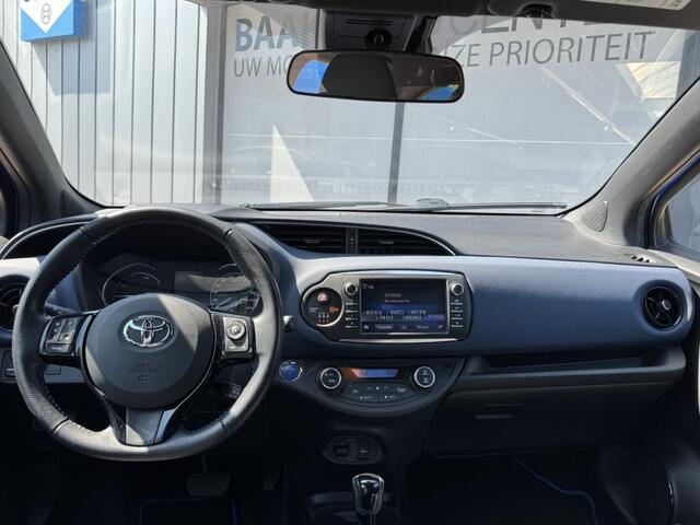 Toyota YARIS 1.5 Hybrid Bi-Tone | Camera | Climate