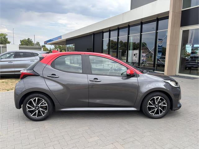 Toyota YARIS 1.5 Hybrid Tokyo Spirit Carplay I Camera I Cruise