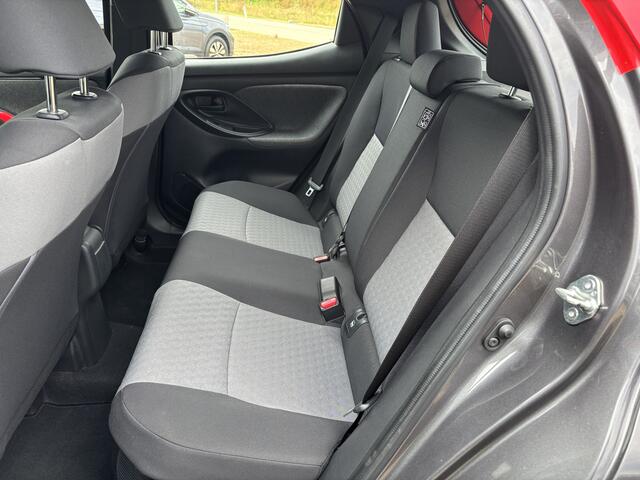 Toyota YARIS 1.5 Hybrid Tokyo Spirit Carplay I Camera I Cruise