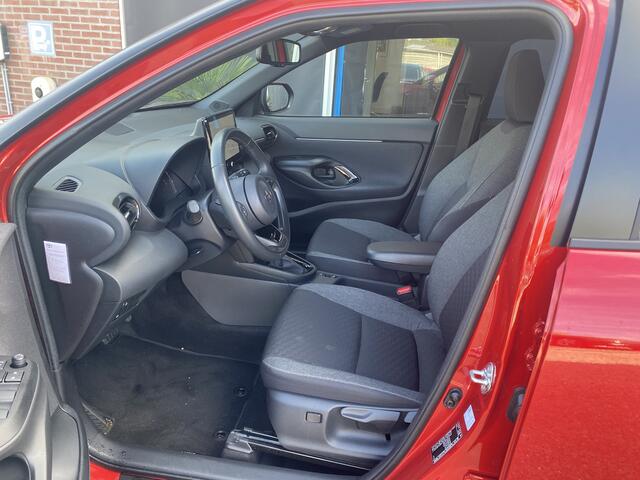 Toyota YARIS Cross 1.5 Hybrid 115 Dynamic + Comfort Pack