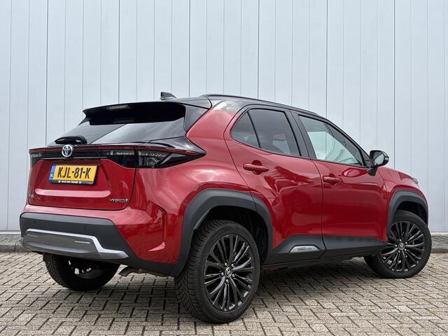 Toyota YARIS Cross 1.5 Hybrid Adventure Dodehoek Parkeersensoren Stoel Stuur Verwarmd