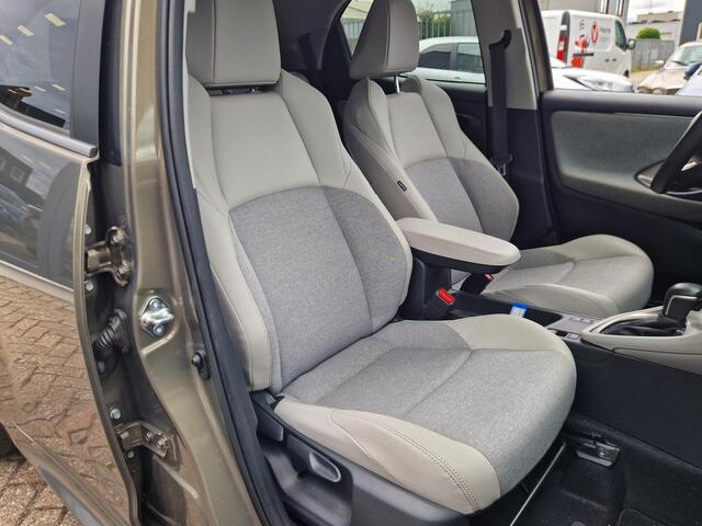Toyota YARIS 1.5 Hybrid Launch Edition Trekhaak