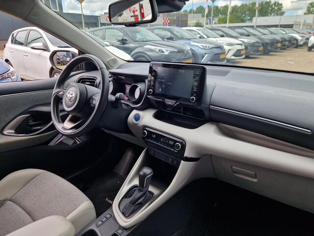 Toyota YARIS 1.5 Hybrid Launch Edition Trekhaak