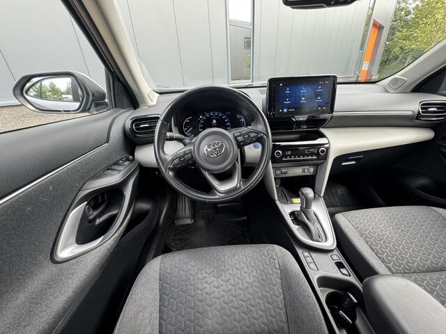 Toyota YARIS 1.5 Hybrid Dynamic HUD, Trekhaak