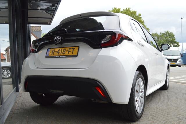 Toyota YARIS 1.0 VVT-i Active Airco Cruise Camera CarPlay