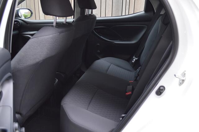 Toyota YARIS 1.0 VVT-i Active Airco Cruise Camera CarPlay