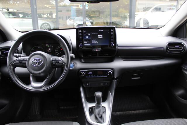 Toyota YARIS 1.5 Hybrid Dynamic Limited | Rijklaar | Apple/Android | Stoel/Stuur-verw. | Adap. Cruise | Keyless | LED | Camera | Clima