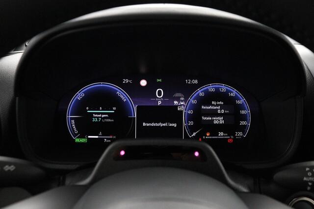 Toyota YARIS Cross 1.5 Hybrid 130 Executive | JBL | Heads-up display |