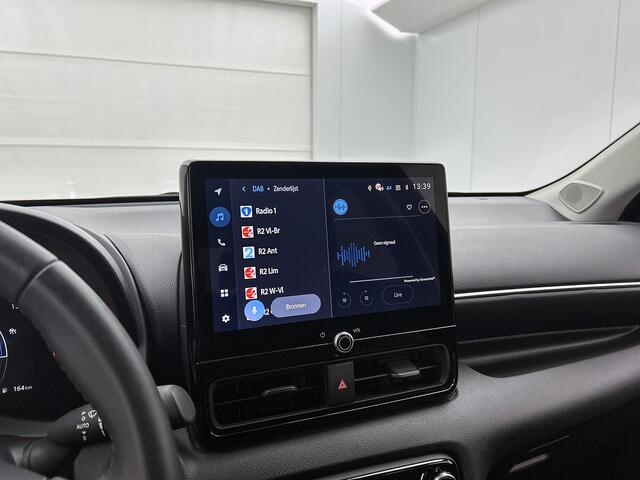 Toyota YARIS 1.5 Hybrid 115 Dynamic | BTW Voertuig | Dealeronderhouden | Apple CarPlay/Android Auto | Cruise Control Adaptive | Draadloze telefoonlader | Achteruitrijcamera |