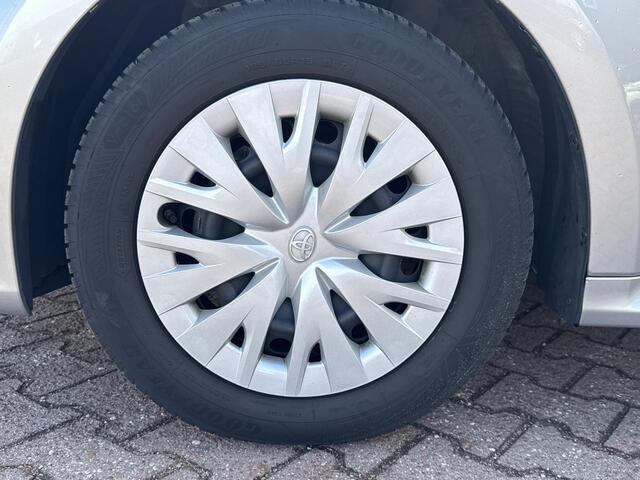 Toyota YARIS 1.5 VVT-i Active Prijs incl 12 maanden BOVAG garantie