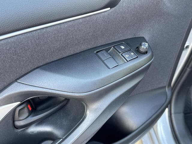 Toyota YARIS 1.5 VVT-i Active Prijs incl 12 maanden BOVAG garantie