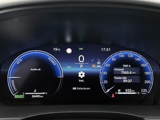 Toyota YARIS 1.5 Hybrid 130 Executive | BTW voertuig | Dealer onderhouden | Dodehoek detectie | Stoel+stuurverwarming | Parkeersensoren voor+achter | Draadloze telefoonlader | Navigatie | Apple CarPlay/Android Auto |