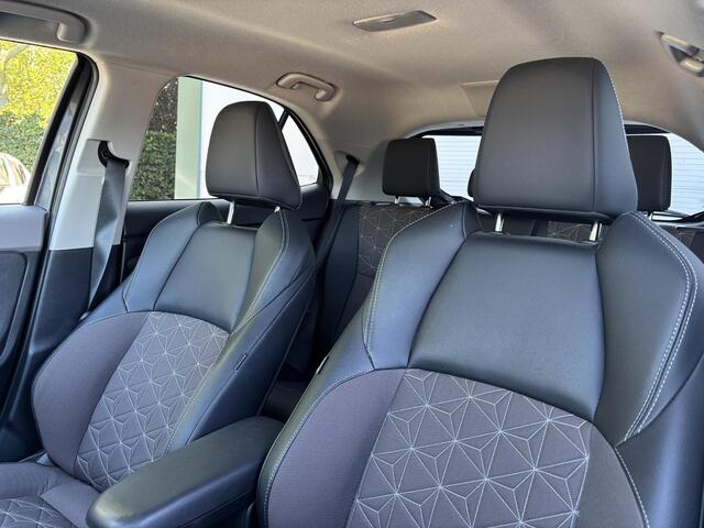 Toyota YARIS Cross 1.5 Hybrid 130 Executive l Apple Carplay/Android Auto l voorstoelen verwarmd l