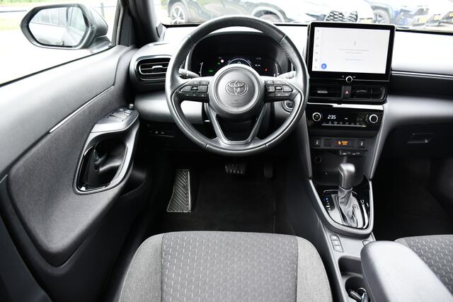 Toyota YARIS Cross 1.5 Hybrid 115 Dynamic Limited Automaat 116pk | Stuur verwarmd | Keyless entry | Verwarmbare voorruit |