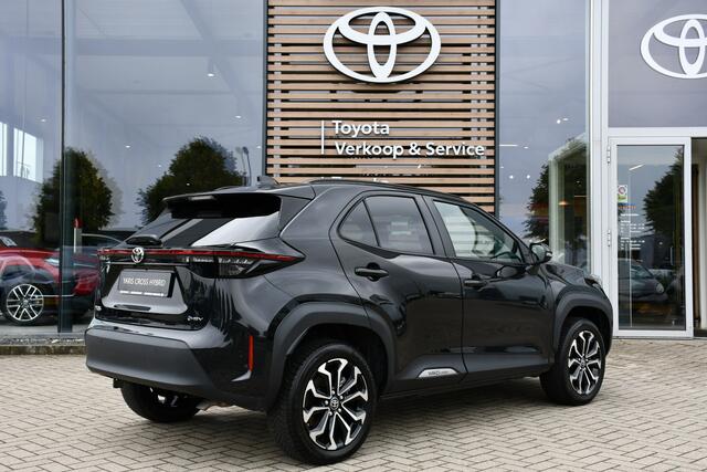Toyota YARIS Cross 1.5 Hybrid 115 Dynamic Limited Automaat 116pk | Stuur verwarmd | Keyless entry | Verwarmbare voorruit |