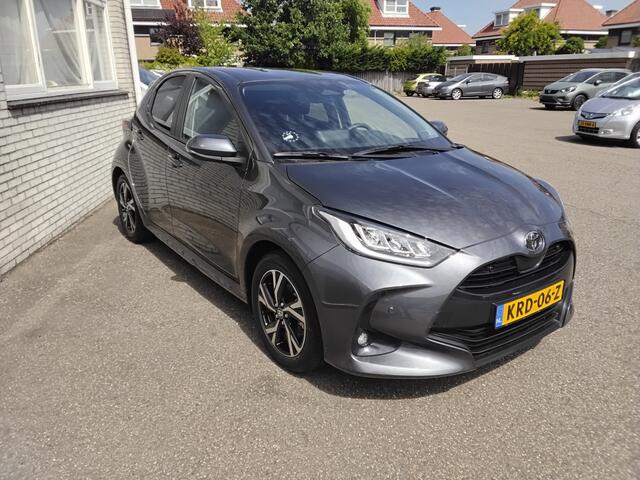 Toyota YARIS 1.5 Hybrid 115 Style blindspot*camera* parkeersensoren*stuurverwarming