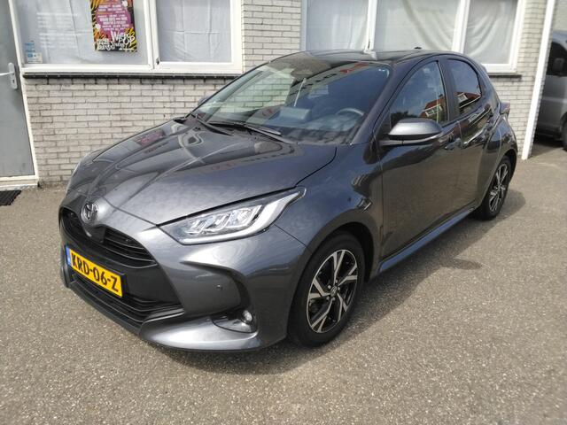 Toyota YARIS 1.5 Hybrid 115 Style blindspot*camera* parkeersensoren*stuurverwarming