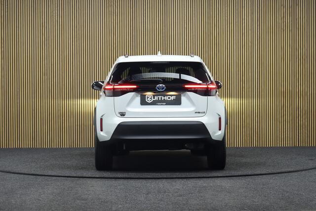 Toyota YARIS Cross 1.5 Hybrid Executive | JBL Audio | Panoramadak | Adaptive-cruise | Camera | Clima | Stoel & Stuurverwarming | Parkeersensoren V+A | Apple Carplay | Elek. Achterklep | Navigatie | Keyless | Dodehoekdetectie