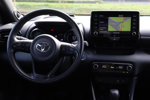 Toyota YARIS 1.5 Hybrid Launch Edition, Head Up Display, Stoelverwarming, stuurverwarming, Apple Carplay / Android Auto,
