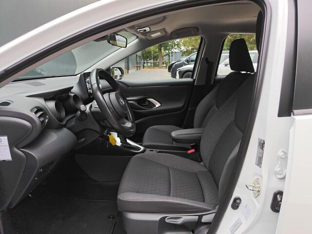 Toyota YARIS 1.5 Hybrid Business Plus