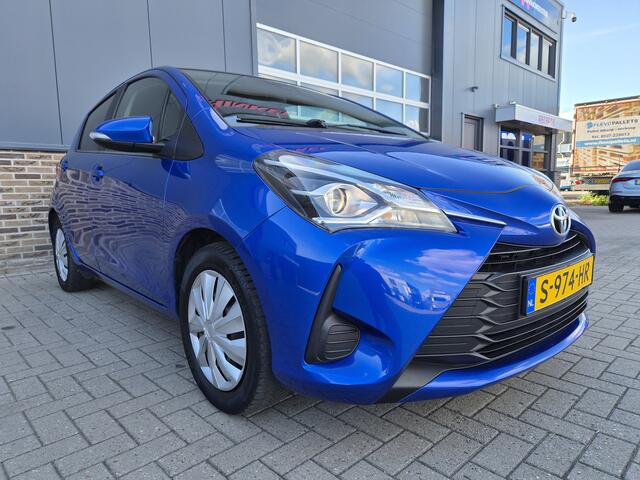 Toyota YARIS 1.0 VVT-i Comfort,Camera,Pakeersensoren.