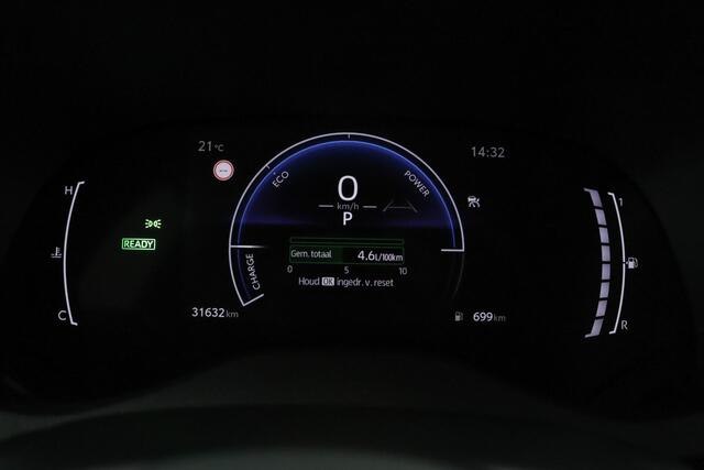 Toyota YARIS 1.5 Hybrid 115 Dynamic | Comfort Pack | Stoel- en Stuurverwarming | Parkeersensoren | Dodehoekdetectie |