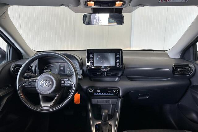 Toyota YARIS 1.5 Hybrid Active, Parkeersensoren, Apple Carplay & Android Auto, 1e eigenaar, Dealer onderhouden!