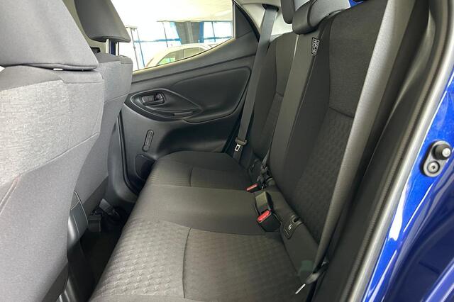 Toyota YARIS 1.5 Hybrid Active, Parkeersensoren, Apple Carplay & Android Auto, 1e eigenaar, Dealer onderhouden!