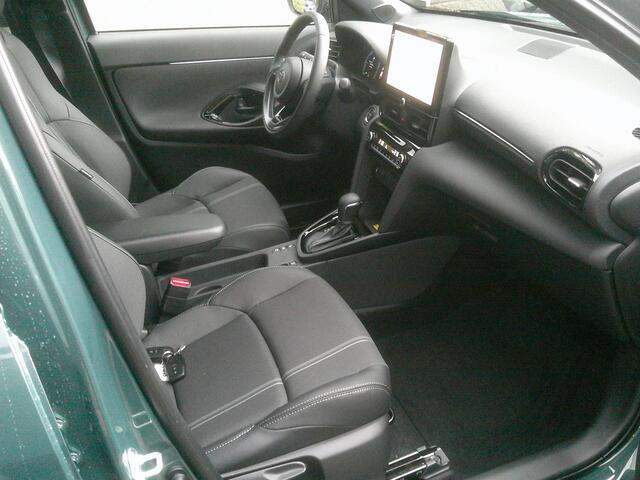 Toyota YARIS Cross 1.5 Hybrid 130 Executive Bi-Tone