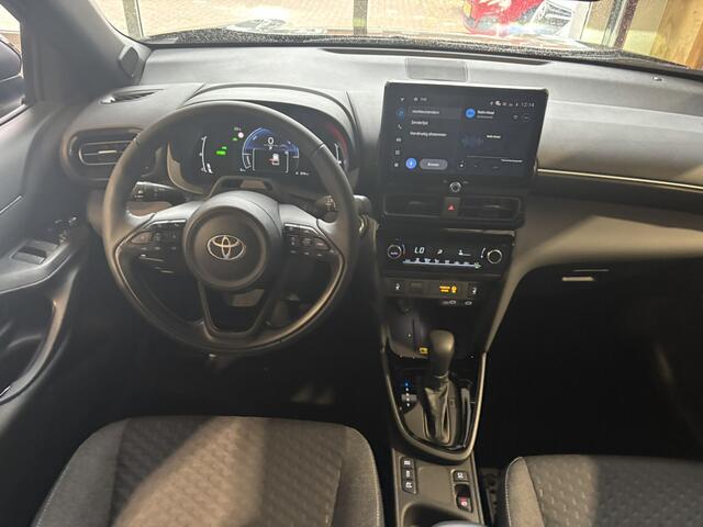 Toyota YARIS Cross 1.5 Hybrid 130 Dynamic / 100% Nieuw / Applecarplay/Android Auto / Stoel, Stuur & Voorruitverwarming /