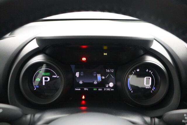 Toyota YARIS 1.5 Hybrid Dynamic | Apple Carplay/Android Auto | Cruise control adaptief | Navigatie full map |