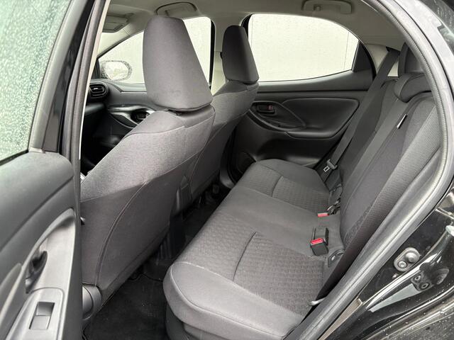 Toyota YARIS 1.5i Full-Hybrid 116PK Dynamic Carplay-android/Camera/Adapt.-cruise/Stoelverwarming