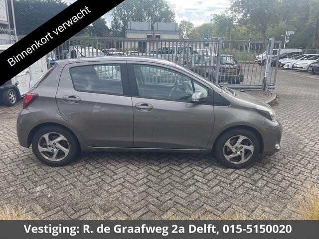 Toyota YARIS 1.5 Hybrid Trend | Camera | Airco | Lichtmetalen velgen