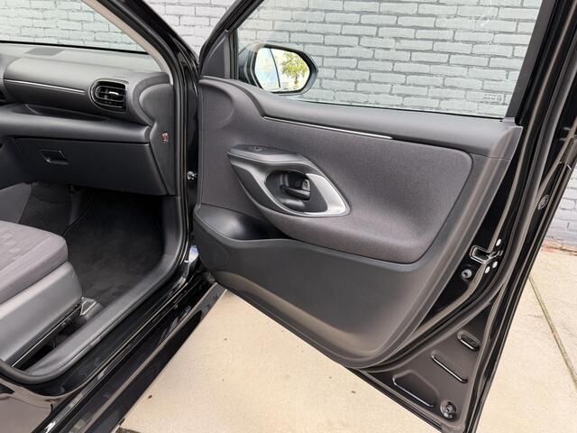 Toyota YARIS 1.5 Hybrid 115 Active