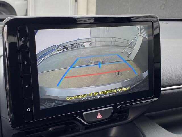 Toyota YARIS 1.5 Hybrid 115 Business Parkeersensoren rondom, Stoelverwarming, Achteruitrij camera, Adaptieve cruise control, Apple CarPlay/Android Auto
