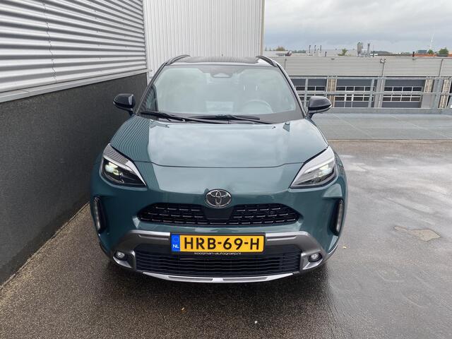 Toyota YARIS Cross 1.5 Hybrid 130 Executive PREMIUM PACK, NL-auto, 1e eign. Nieuw geleverd, Parkeersensoren, Bi-tone, Head-up display, Stoelverwarming, elek. achterklep, Dodehoekdetectie, JBL